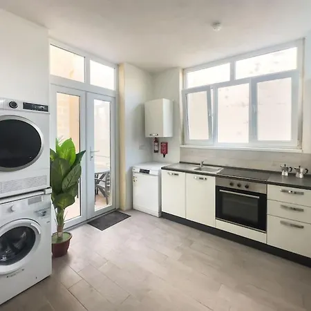 Authentic Studio With Maltese Balcony In Bormla By 360 Estates 公寓
