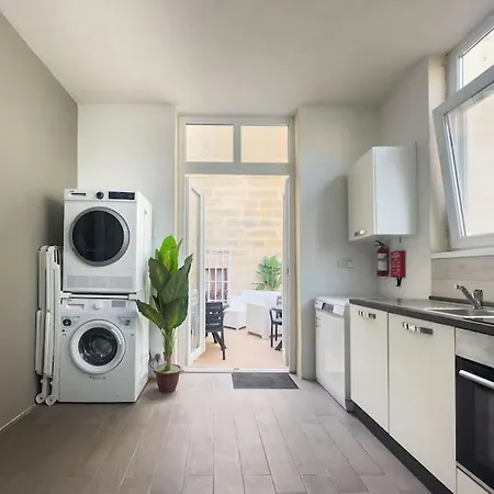 公寓 Authentic Studio With Maltese Balcony In Bormla By 360 Estates Cospicua