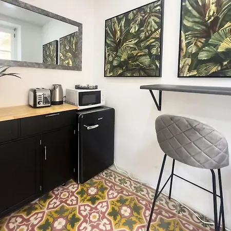 Authentic Studio With Maltese Balcony In Bormla By 360 Estates Cospicua