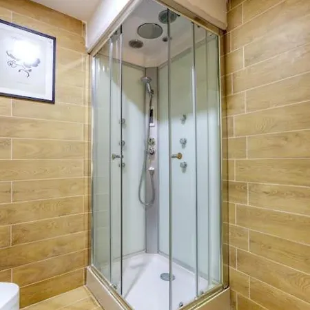 Authentic Studio With Maltese Balcony In Bormla By 360 Estates *